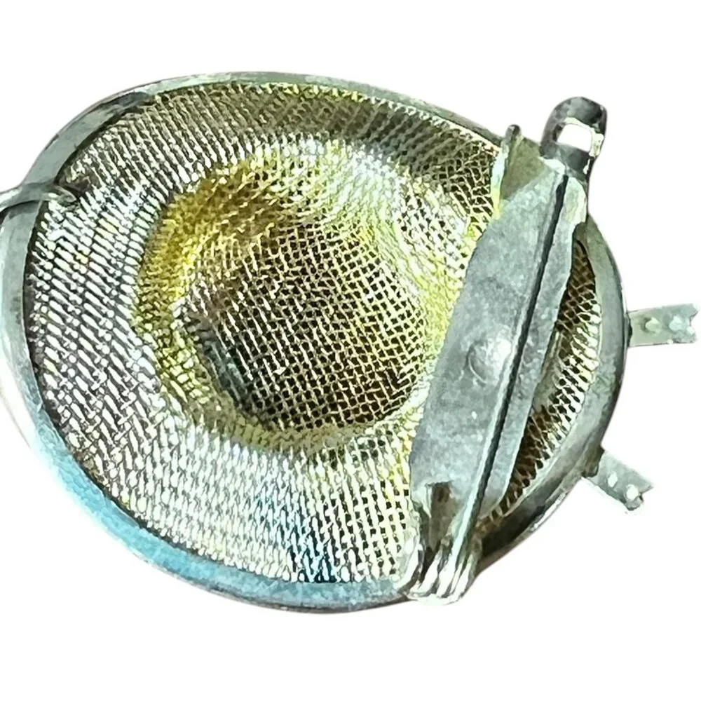 Vintage Gold Mesh Hat Brooch Sweater Guard With Faux Pearl & Leaf Accent Linked